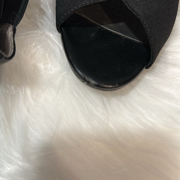 Life Stride Strappy Soft System Heels - Picture 6 of 6